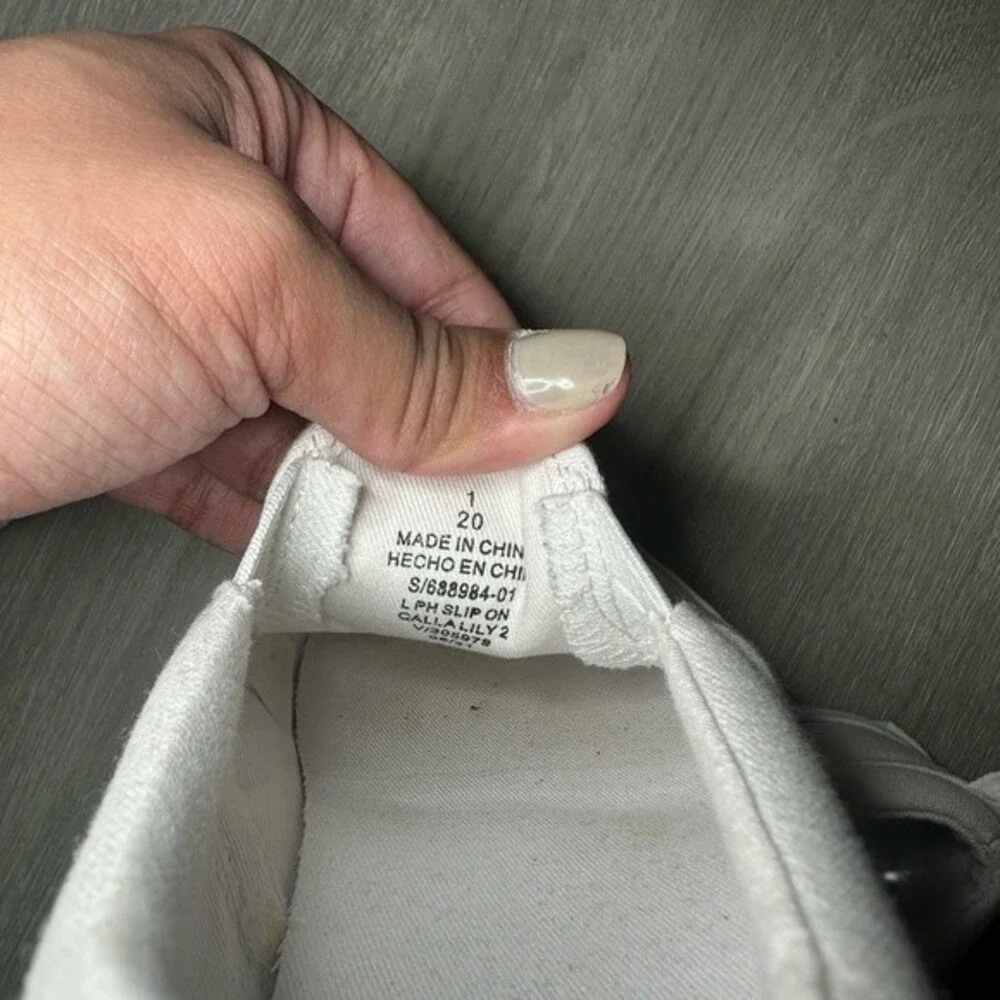 Old navy white slip on sneakers size 1
